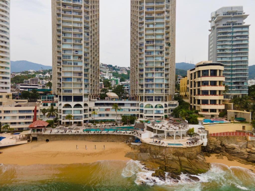 Suite 1808 By Suites Victoria Acapulco Exterior photo